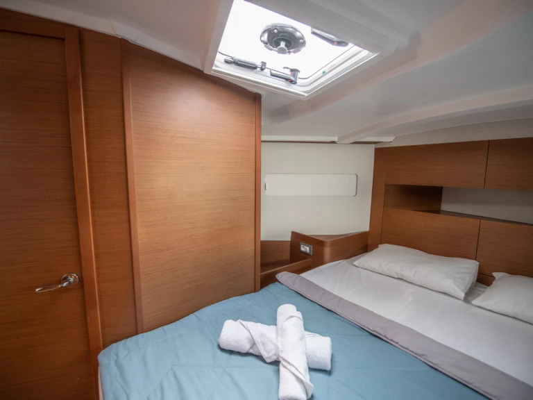 Alquiler Velero en Nidrí - Jeanneau Sun Odyssey 410