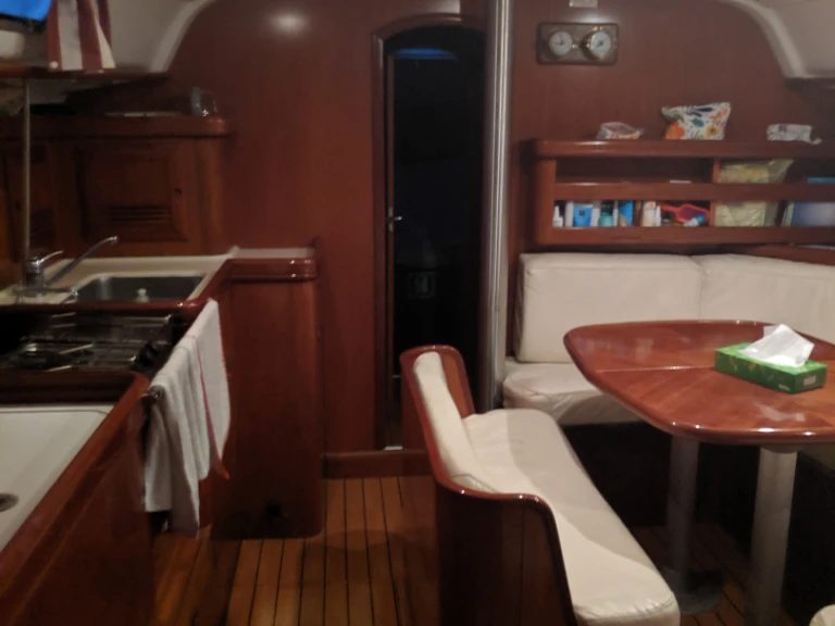Alquiler Velero en Álimos - Bénéteau Oceanis 411 Clipper