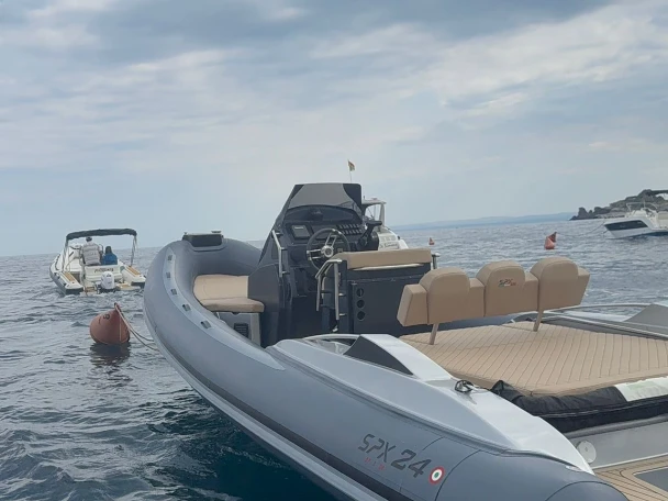 Alquiler de embarcaciones Spx 24 sport enCatania en Samboat