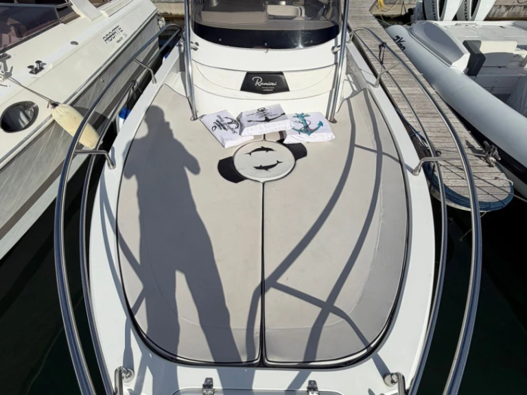 Alquiler Castellammare di Stabia - Ranieri Shadow 28 en SamBoat