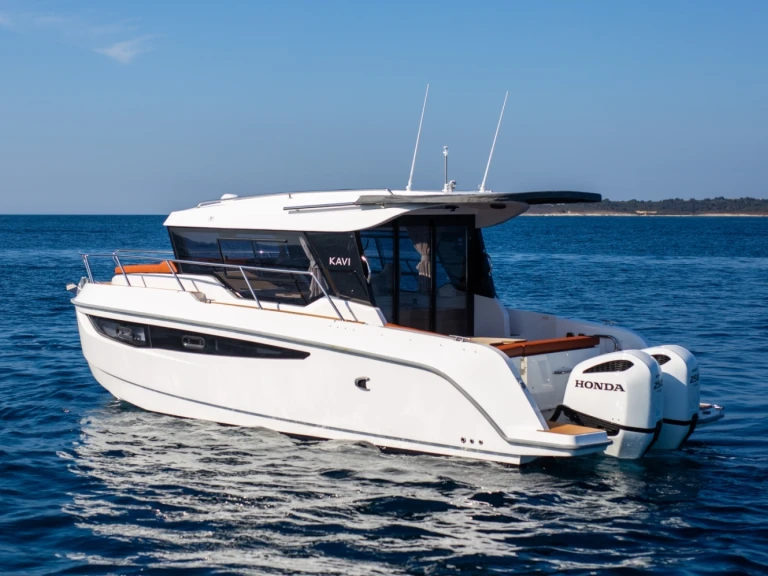 Alquiler de Advanced Yachts Kavi 9 en Split