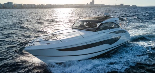Alquiler Lancha en Port de Sitges Aiguadolç - Princess Princess V40
