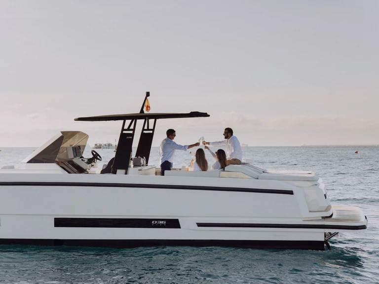 Alquiler Lancha en Dénia - DEANTONIO YACHTS D36