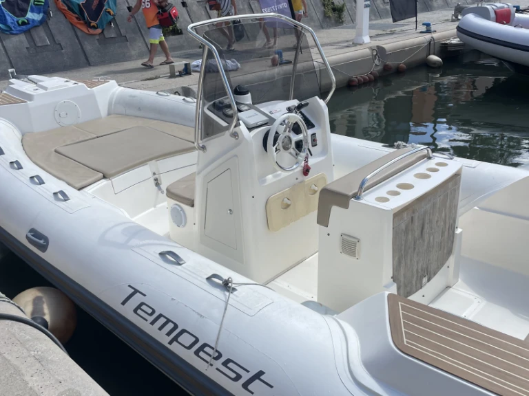 Alquiler de barcos Argelès-sur-Mer barato de Tempest 700