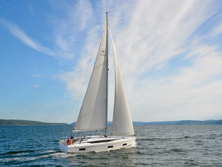 Bavaria Bavaria C42 de alquiler a Gouviá