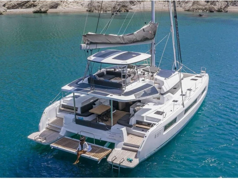 Alquiler Catamarán Lagoon con o sin  título de navegación