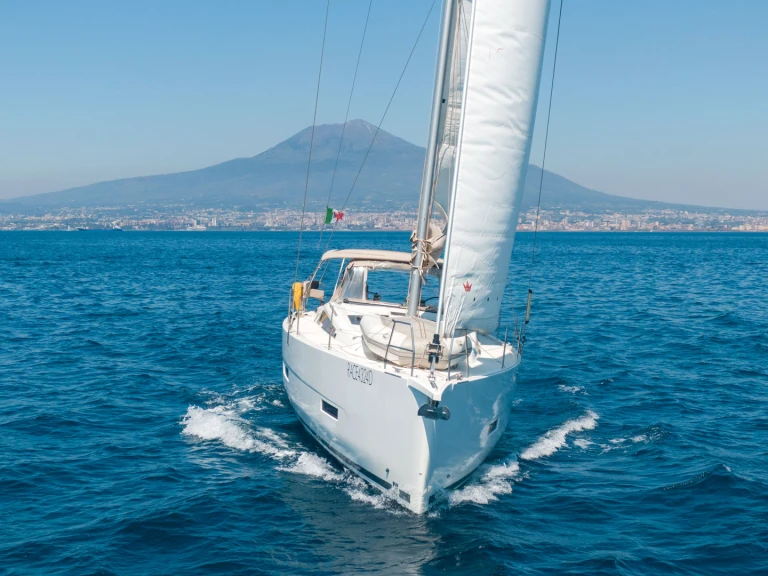 Velero para alquilar Castellammare di Stabia al mejor precio