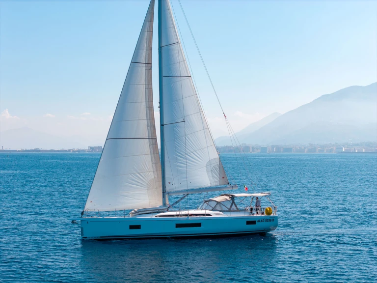Alquiler de Velero, con o sin patrón Bénéteau Castellammare di Stabia