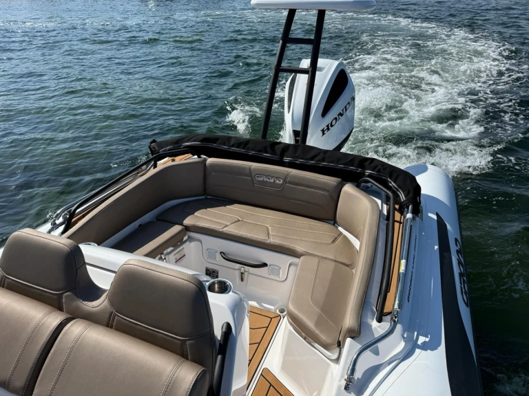 Grand Boats GOLDEN LINE 680 de alquiler a Mèze