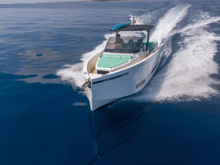 Alquiler Barco de motor De Antono Yachts con o sin  título de navegación