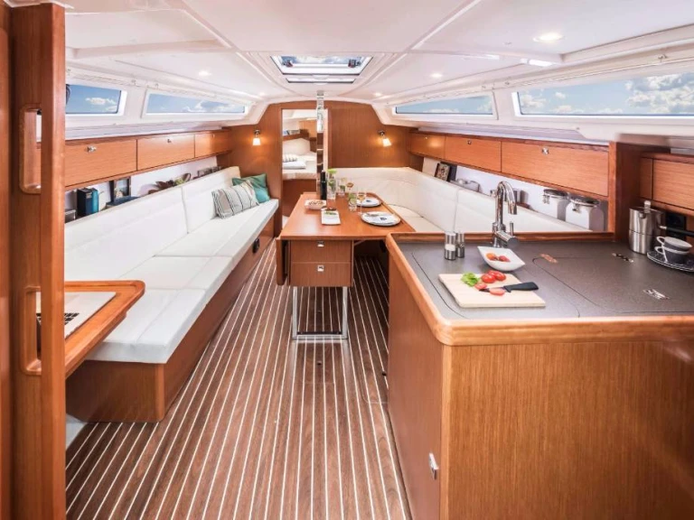 Alquiler de Bavaria Cruiser 34 en Lefkáda