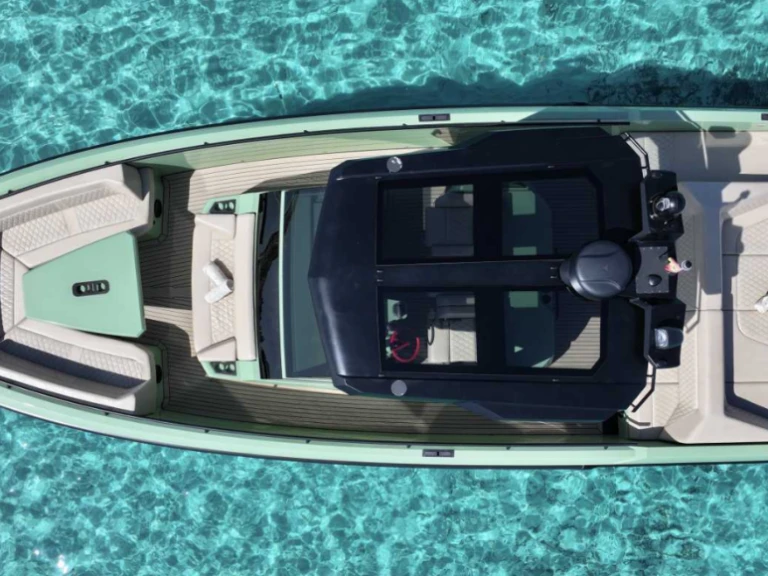 Alquiler Ibiza (Ciudad) - Vanquish VQ40 en SamBoat