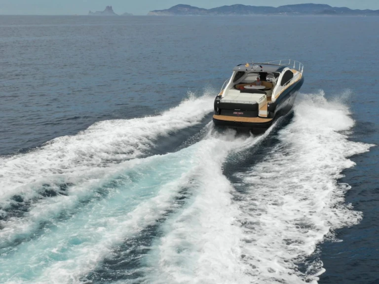 Alquiler de embarcaciones PRIMATIST By Bruno Abbate G enRoses en Samboat