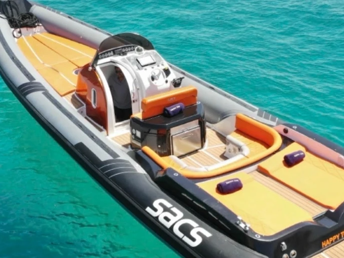 Alquiler de embarcaciones Sacs Stratos 42 enEspaña en Samboat