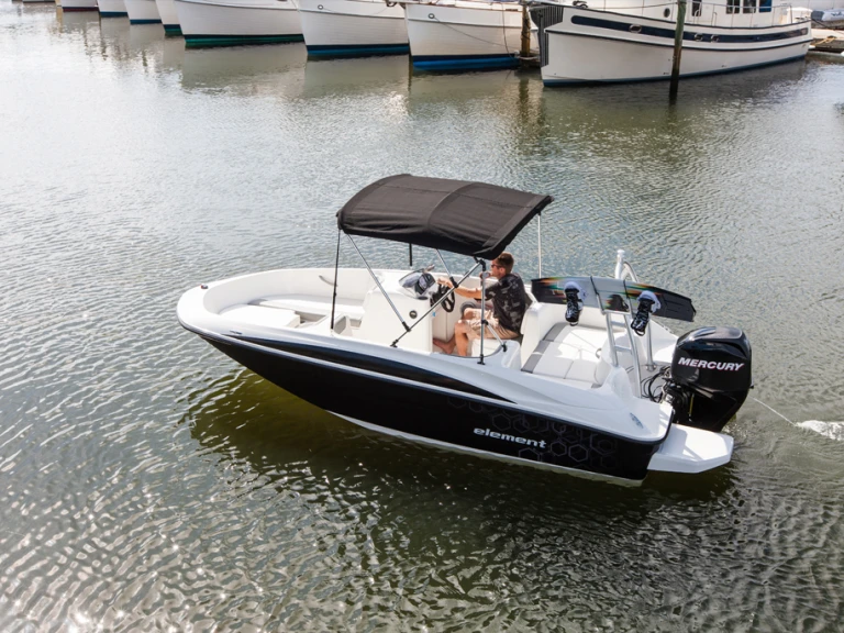 Alquiler de Lancha, con o sin patrón Bayliner Club Nautico S'Estanyol