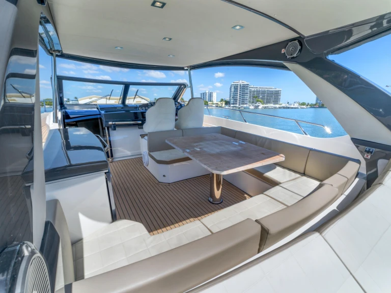 Alquiler Juan-les-Pins - Absolute Yachts absolute 40 en SamBoat
