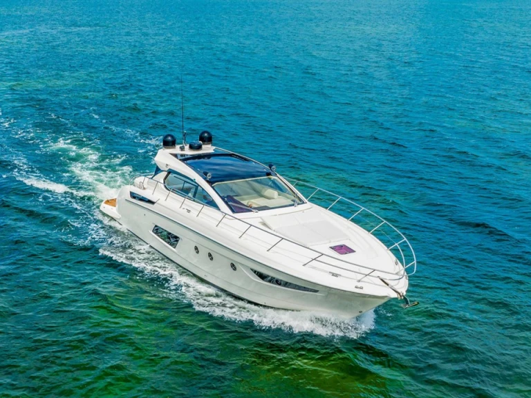 Alquiler de embarcaciones Azimut Atlantis 50 enJuan-les-Pins en Samboat