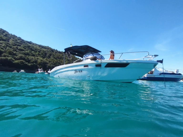 Alquiler de barcos Fezzano barato de 750WA