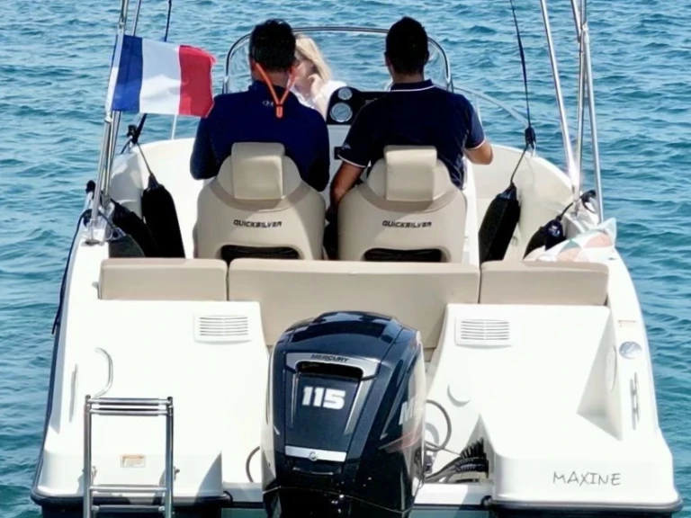 Alquiler de embarcaciones Quicksilver Activ 555 Open enAntibes en Samboat