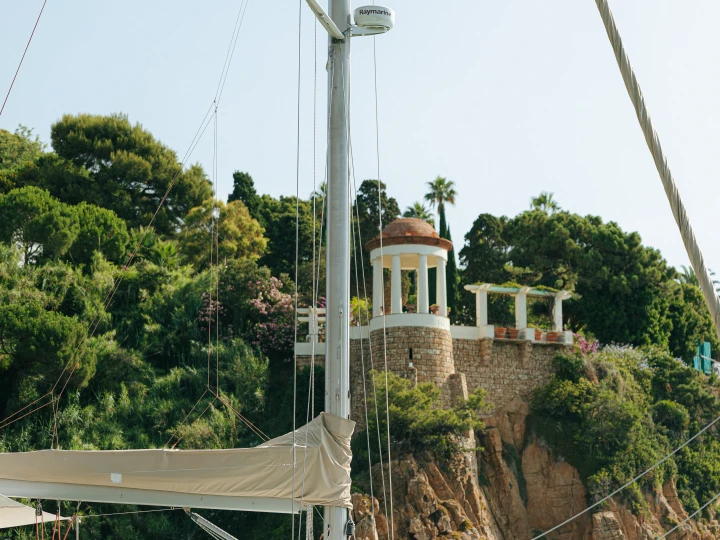 Alquiler de Velero, con o sin patrón Bénéteau Port de Blanes