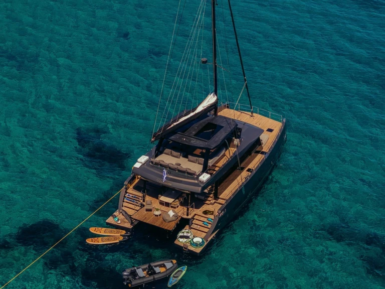 Alquiler de  Moon Yacht 65 en Sámi