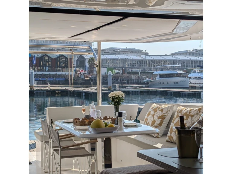 Catamarán para alquilar Zanzíbar al mejor precio