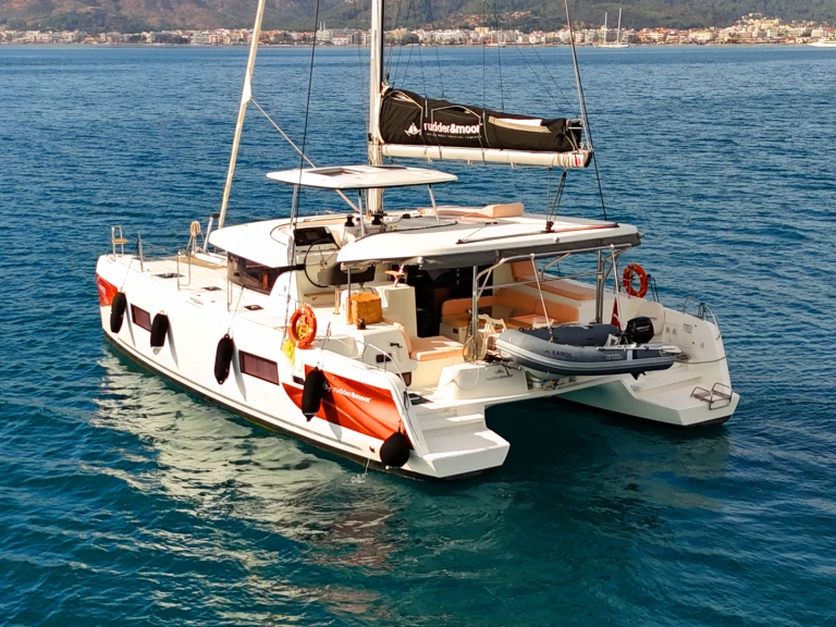 Alquiler de Catamarán, con o sin patrón Lagoon Fethiye
