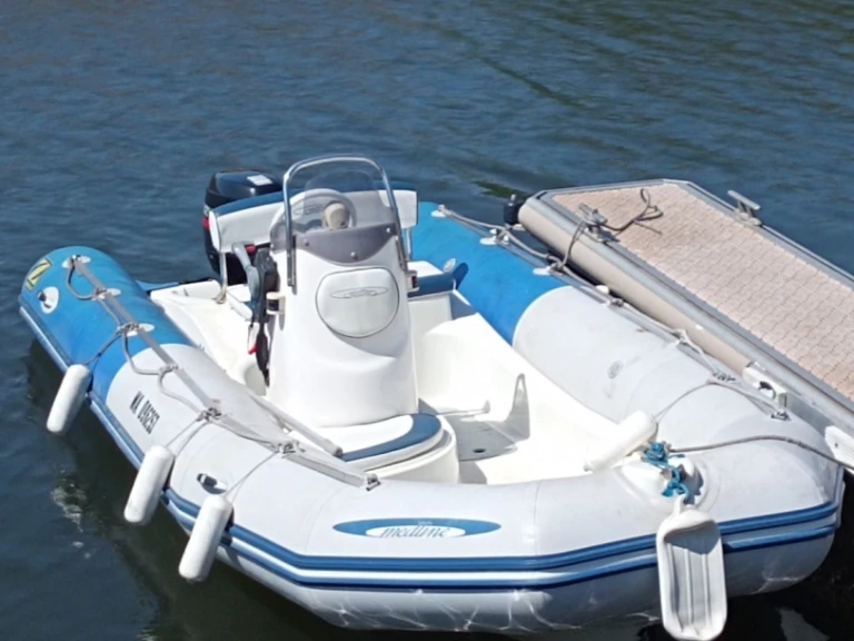 Alquiler de barcos Empuriabrava barato de Medline 500