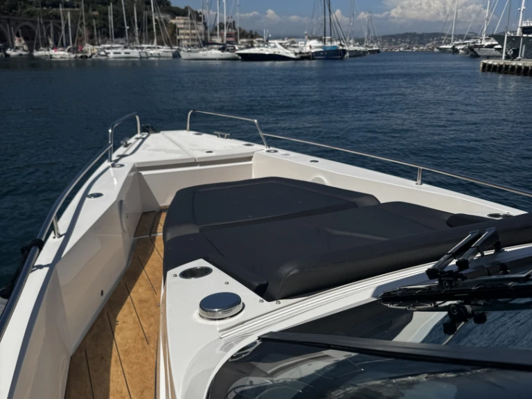 Alquiler de barcos Mandelieu-la-Napoule barato de Axopar 37 Sun-Top