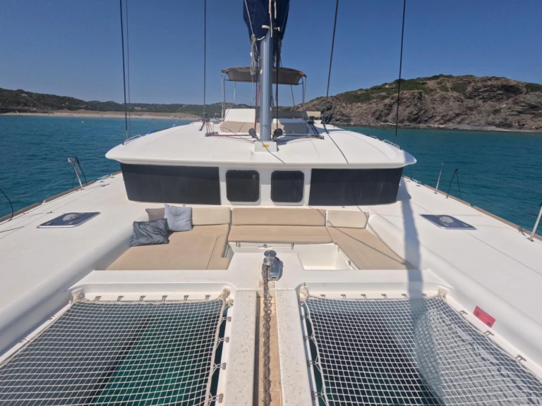 Alquiler de barcos Mahón barato de Lagoon 450