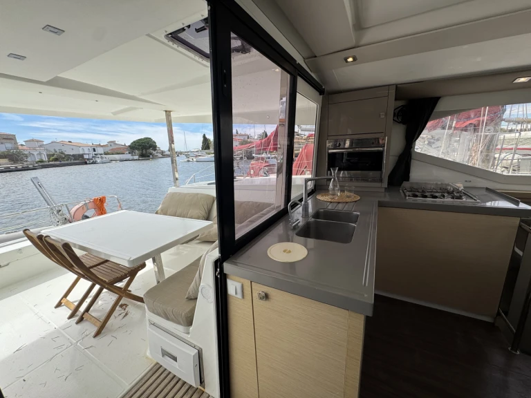 Alquiler de barcos Roses barato de Lucia 40