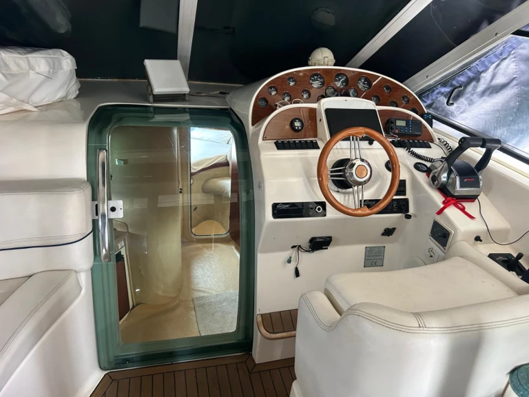 Alquiler de barcos Fano barato de Saver 330 Sport