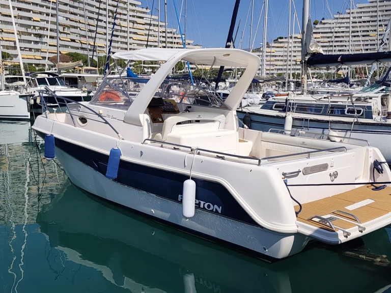 Alquiler de embarcaciones Faeton Faeton 780 Sport enVilleneuve-Loubet en Samboat