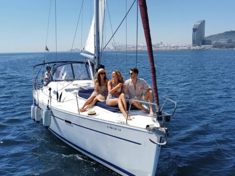 Alquiler de Velero, con o sin patrón Bénéteau Barcelona