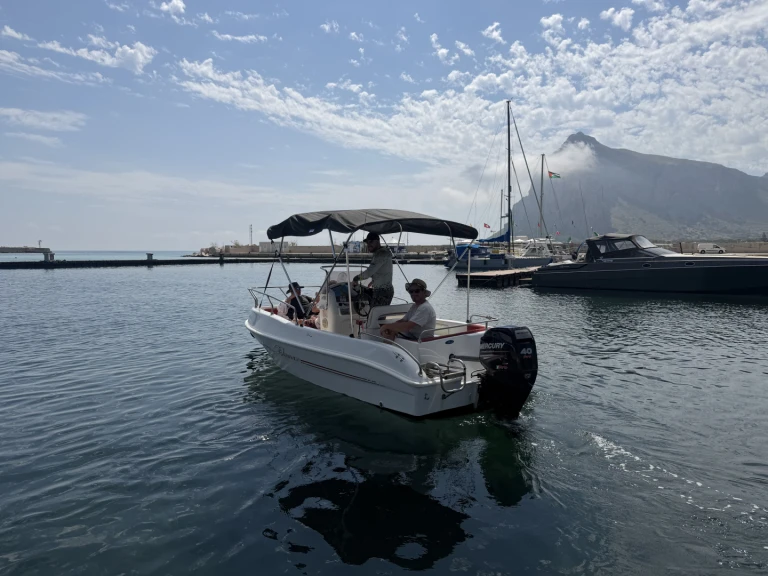 Blumax open 19 de alquiler a San Vito Lo Capo