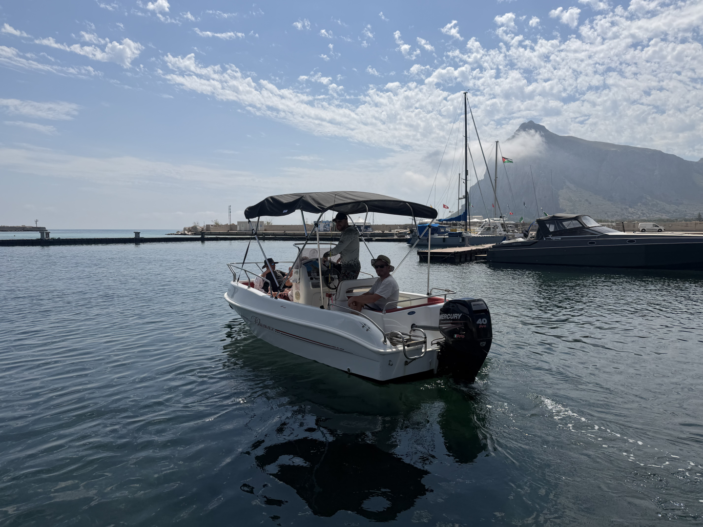 Blumax open 19 de alquiler a San Vito Lo Capo