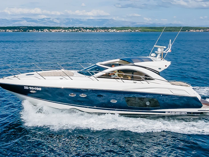 Alquiler de embarcaciones Sunseeker Portofino 48 enZadar en Samboat