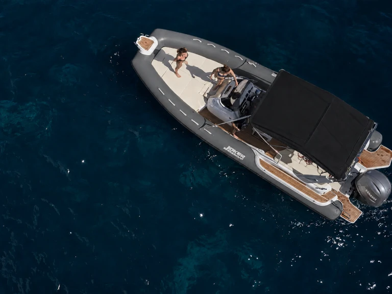 Joker Boat Clubman 28 de alquiler a Le Lavandou
