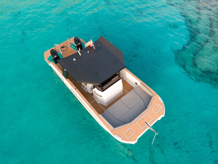 Custom Made Kattum 30 Open de alquiler a s'Arenal