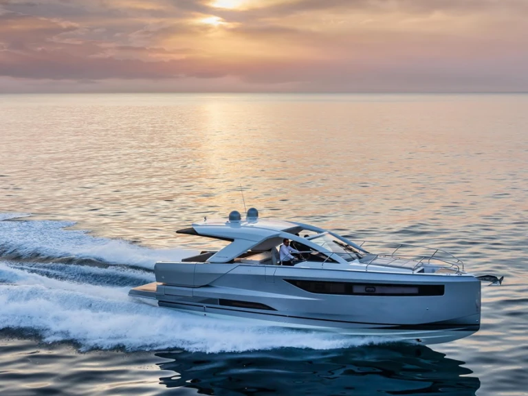 Alquiler de embarcaciones Jeanneau Jeanneau DB43 enIbiza (Ciudad) en Samboat