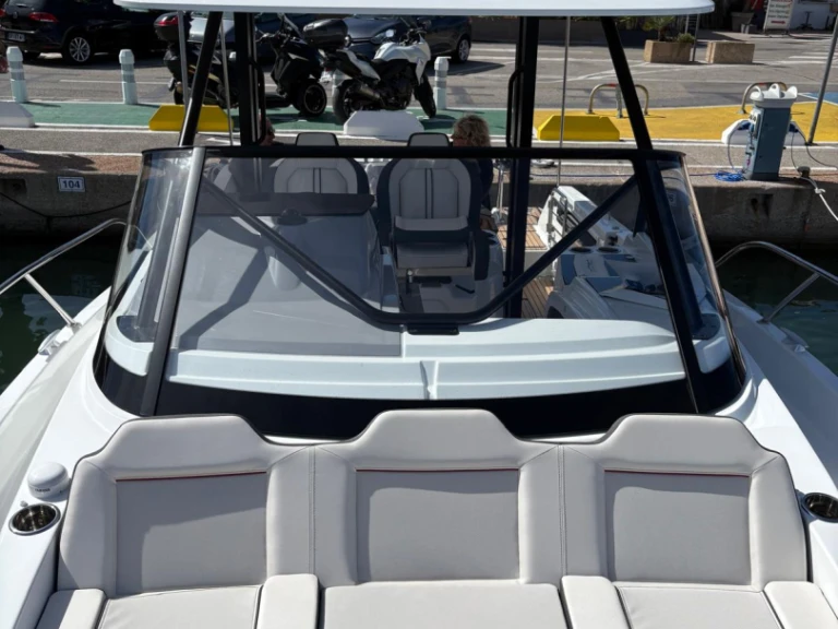 Jeanneau Cap Camarat 9.0 WA de alquiler a Golfe-Juan
