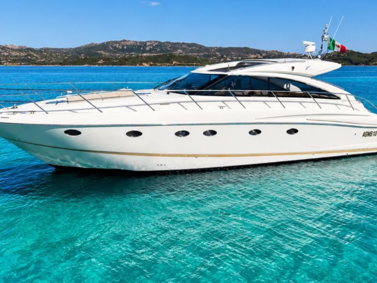 Alquiler de barcos Port of Cannigione barato de Princess V53