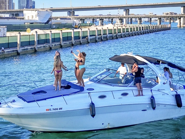 Lancha para alquilar Miami al mejor precio