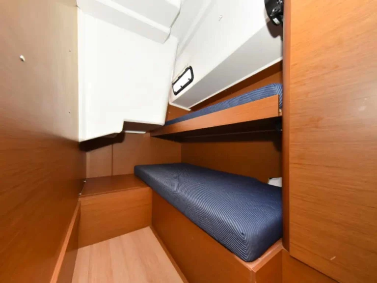 Alquiler de barcos Bormes-les-Mimosas barato de Sun Loft 47 (7 cab.)