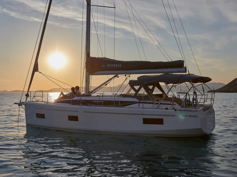Velero para alquilar Gouviá al mejor precio