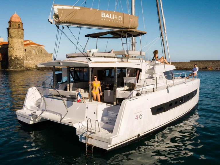 Alquiler de barcos Nassau barato de Bali 4.6
