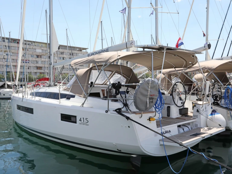 Alquiler Pula - Jeanneau Sun Odyssey 415 en SamBoat