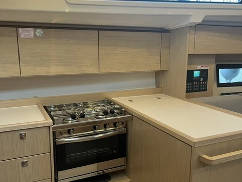 Alquiler de embarcaciones Bavaria Bavaria C38 enMarsella en Samboat