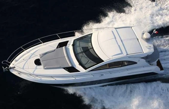 Alquiler de embarcaciones MonteCarloYachts 42 enJuan-les-Pins en Samboat