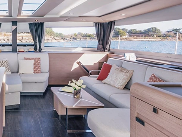 Alquiler de embarcaciones Fountaine Pajot Aura 51 enIbiza (Ciudad) en Samboat